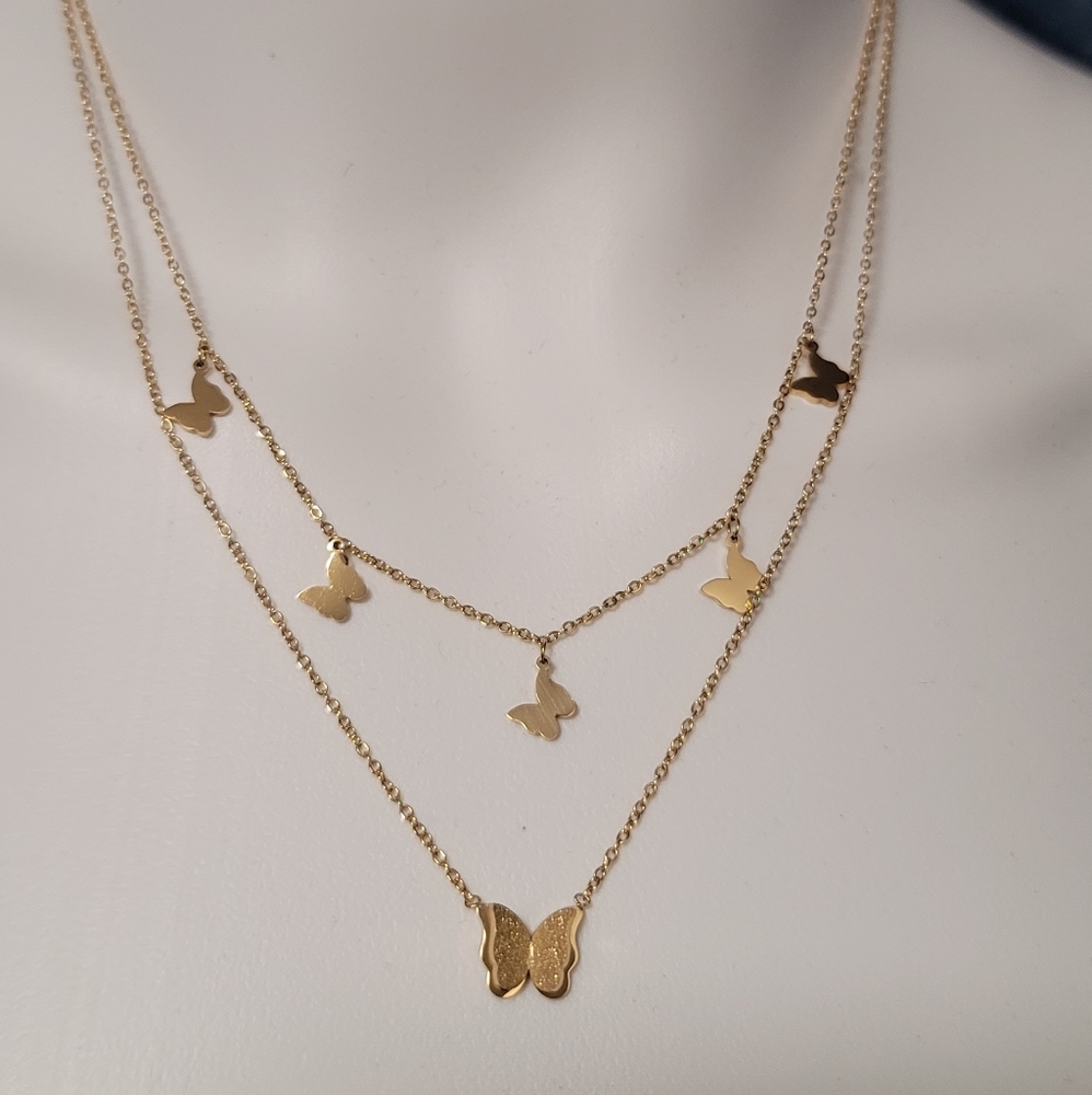 🦋 Butterfly 🦋 Pendant Layered Necklace